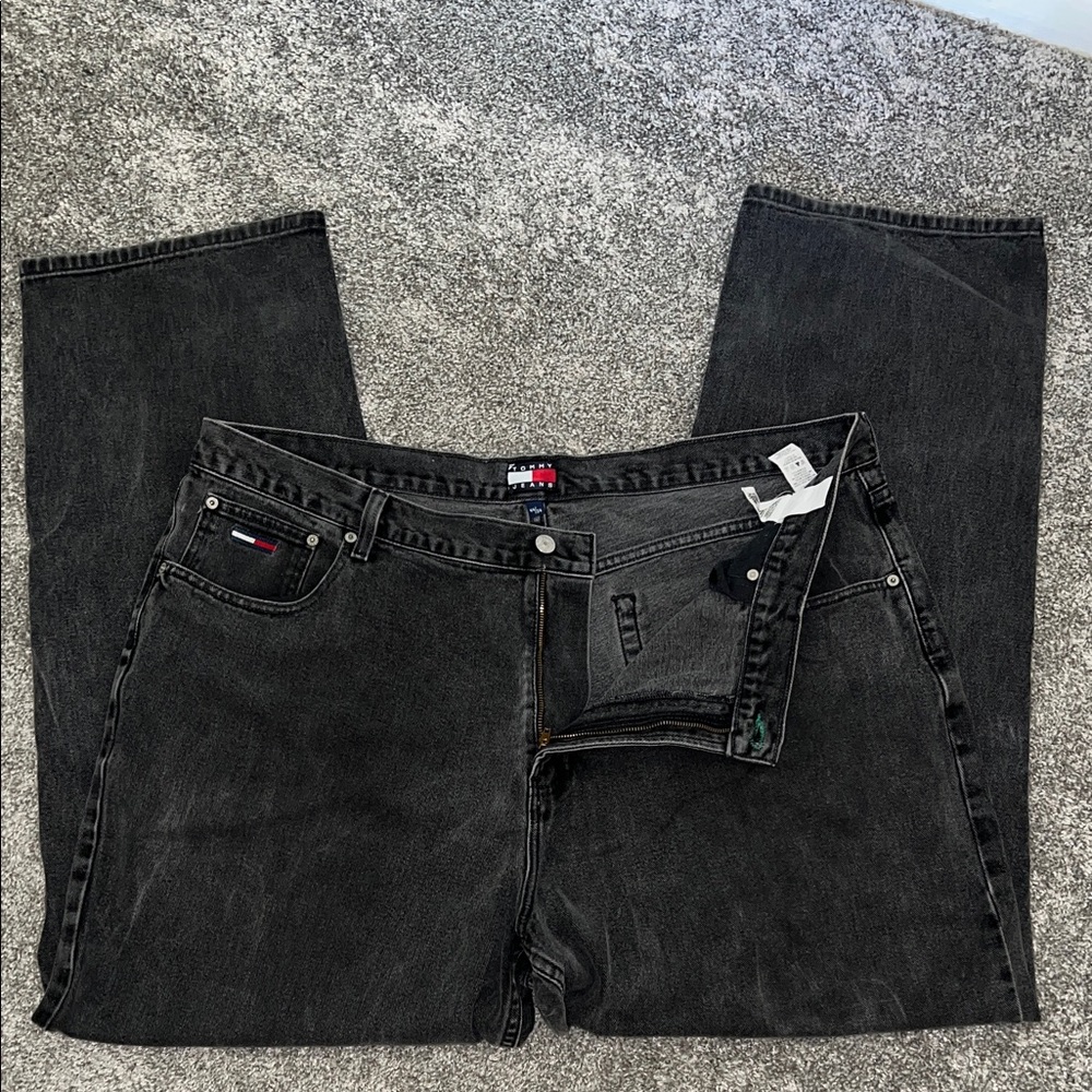 Vintage Tommy Men's Charcoal Relaxed Jeans